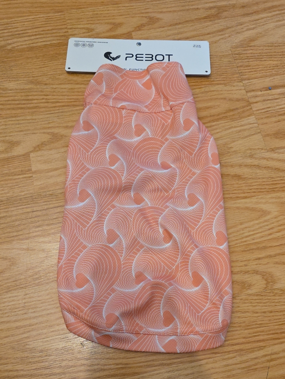 Peach Wave-Print Dog Cover